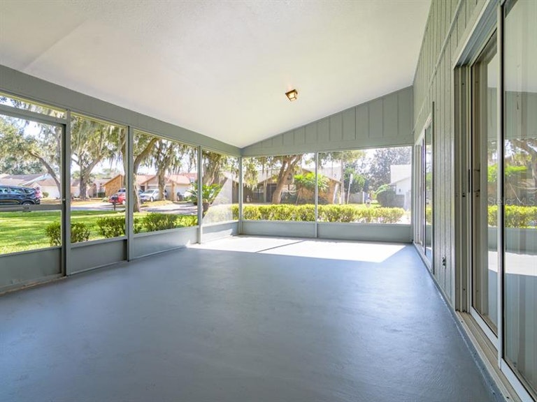 Photo 12 of 13 - 6410 Beechnut Dr, Lakeland, FL 33813