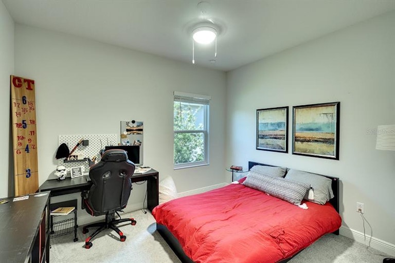 Photo 20 of 39 - 1124 Thornbury Dr, Parrish, FL 34219