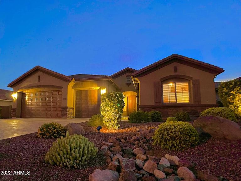 Photo 8 of 54 - 43916 N 50th Ln, New River, AZ 85087