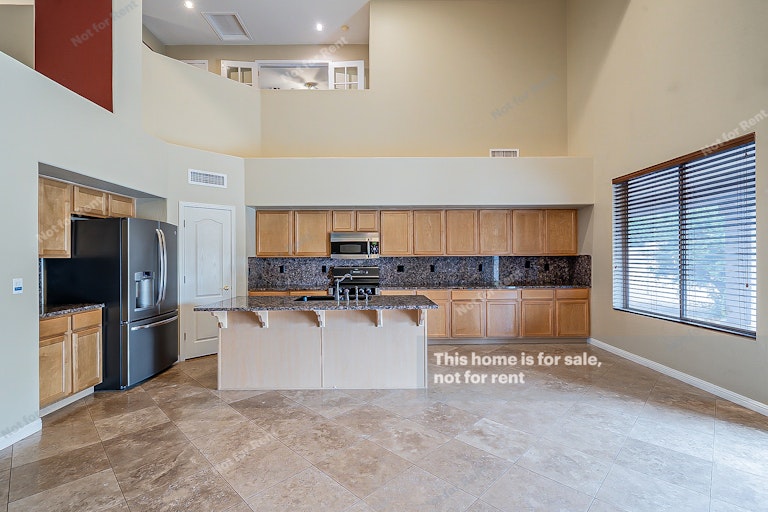 Photo 4 of 30 - 6162 W Wikieup Ln, Glendale, AZ 85308