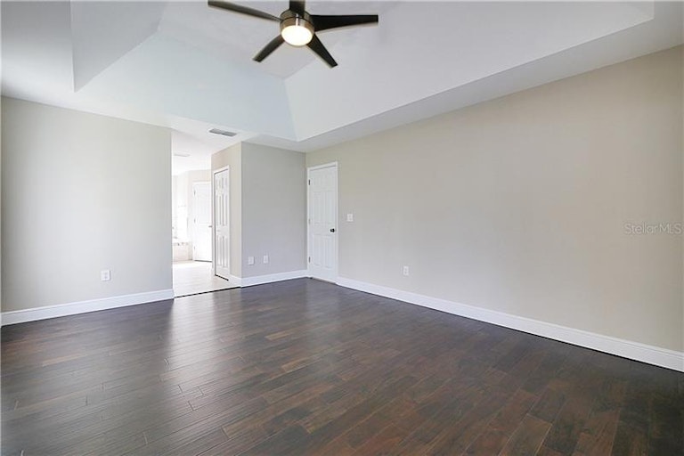Photo 11 of 25 - 17021 Magnolia Island Blvd, Clermont, FL 34711
