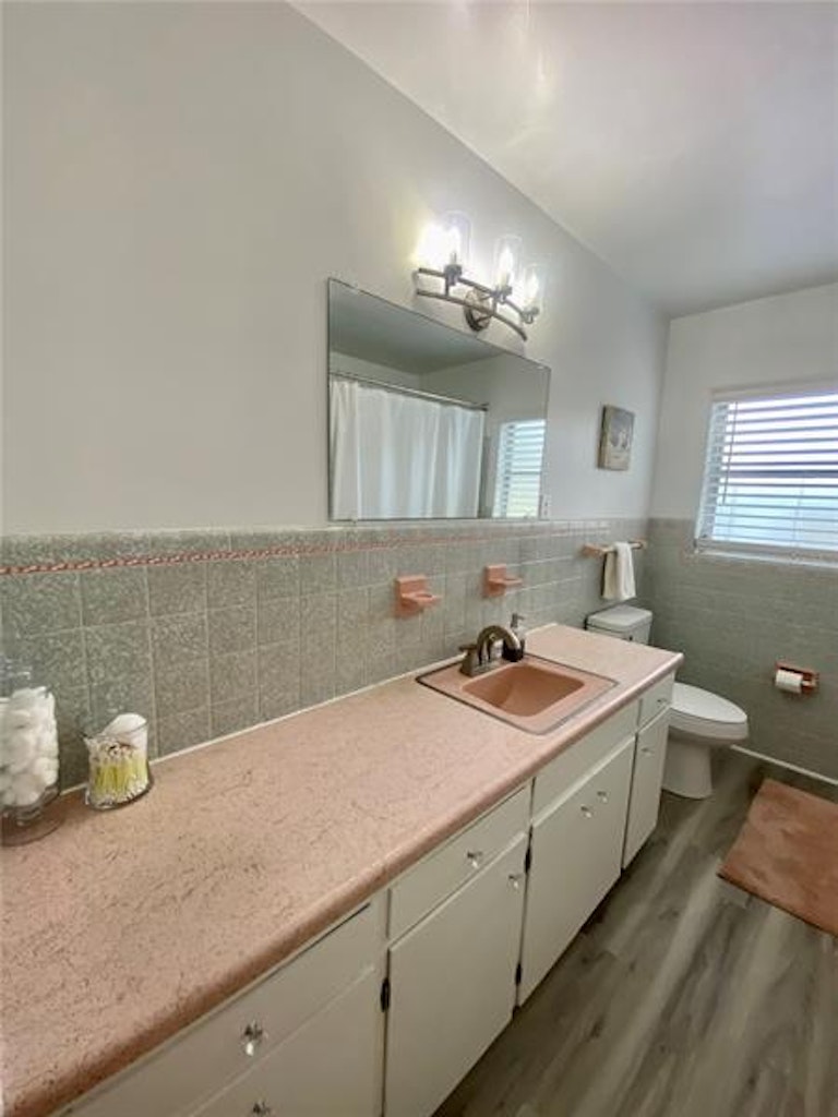 Photo 19 of 60 - 4081 Lake Marianna Dr, Winter Haven, FL 33881