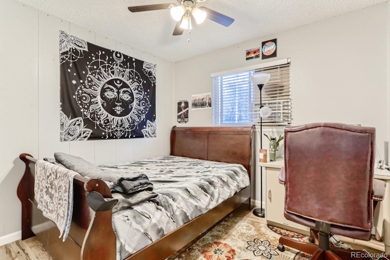 Photo 9 of 11 - 1019 S Newark St, Aurora, CO 80012