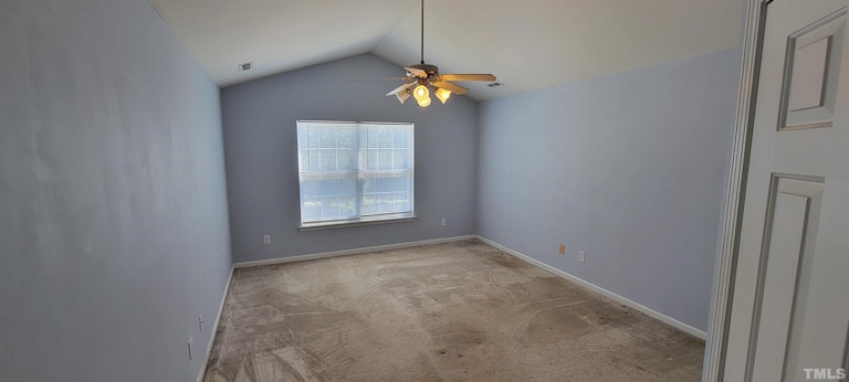 Photo 6 of 15 - 3120 Rendezvous Dr, Raleigh, NC 27610