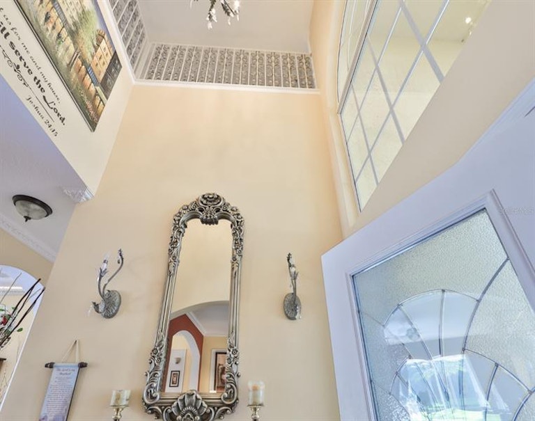 Photo 4 of 52 - 2930 Downan Point Dr, Land O Lakes, FL 34638