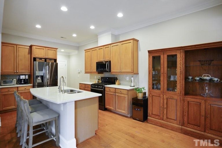 Photo 14 of 41 - 309 Sunstone Dr, Cary, NC 27519