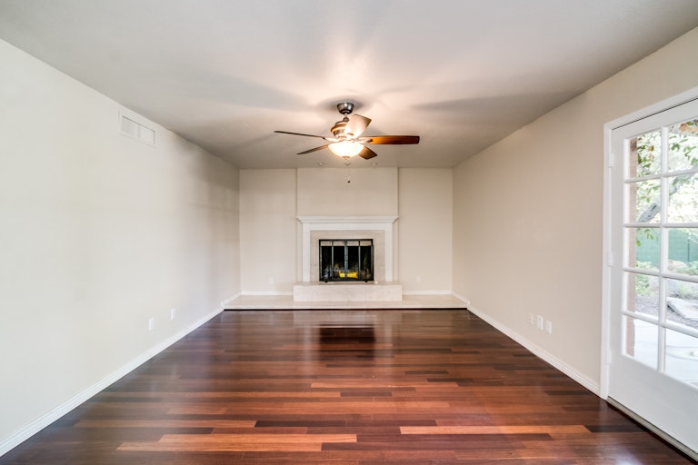 Photo 11 of 36 - 6228 W Cortez St, Glendale, AZ 85304