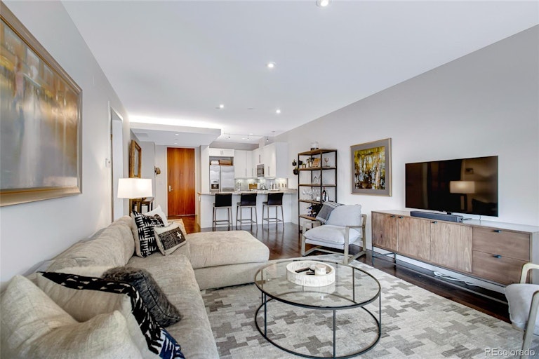 Photo 1 of 33 - 333 S Monroe St #106, Denver, CO 80209