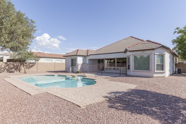 Photo 11 of 29 - 402 E Mead Dr, Chandler, AZ 85249