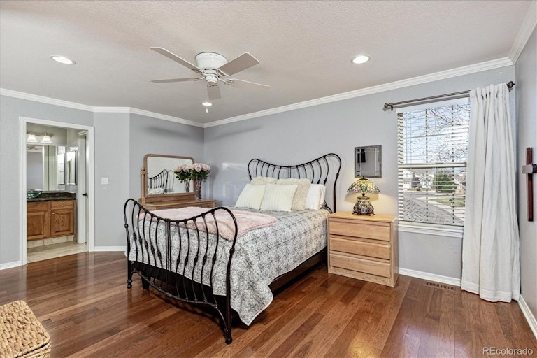 Photo 27 of 38 - 549 Shoreham Cir, Castle Pines, CO 80108