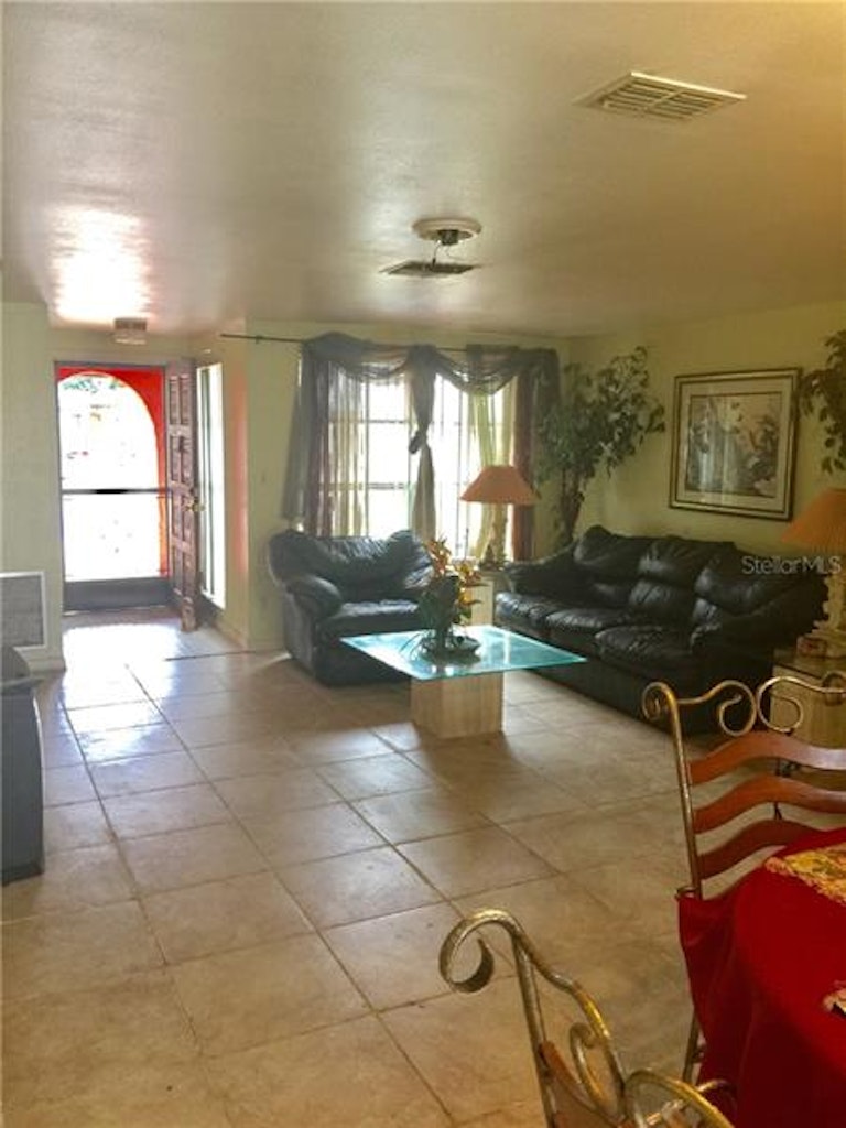 Photo 10 of 25 - 8904 Candlewick Ln, Port Richey, FL 34668