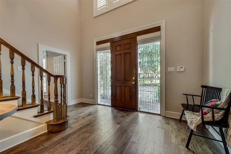Photo 4 of 37 - 1605 Mariah Bay Cir, Rockwall, TX 75032