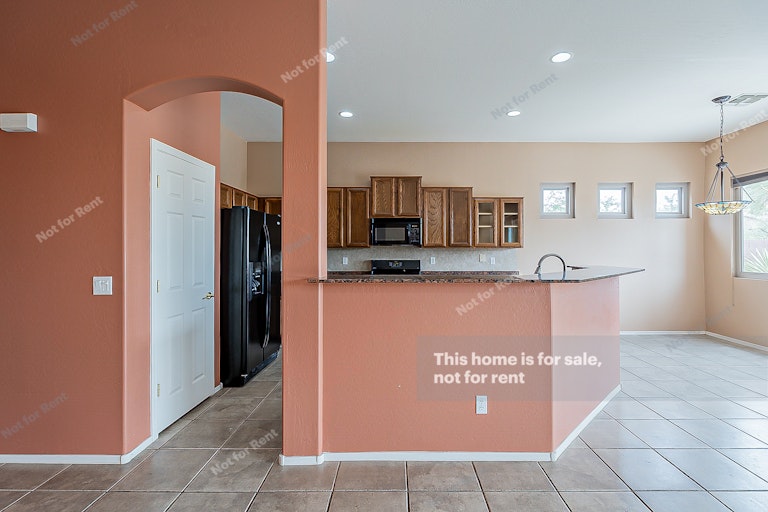 Photo 8 of 24 - 7119 E San Cristobal Way, Gold Canyon, AZ 85118