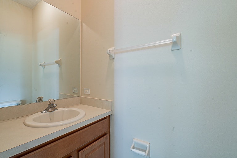 Photo 14 of 30 - 1718 Palmerston Cir, Ocoee, FL 34761