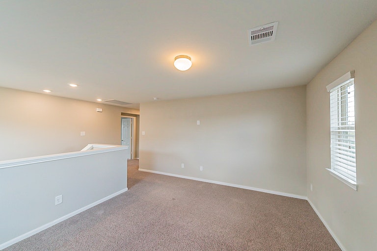 Photo 19 of 36 - 12731 Arcola Valley Ct, Houston, TX 77044
