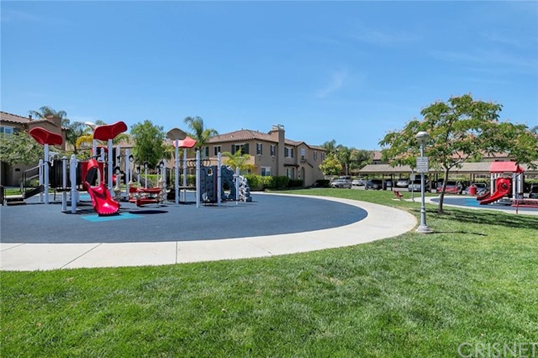 Photo 21 of 26 - 19326 Opal Ln #326, Santa Clarita, CA 91350