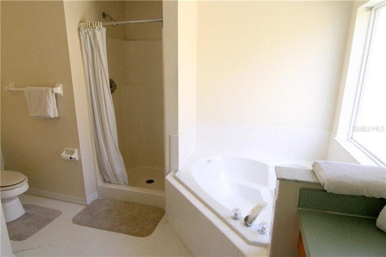 Photo 18 of 25 - 1446 Park Pl, Haines City, FL 33844