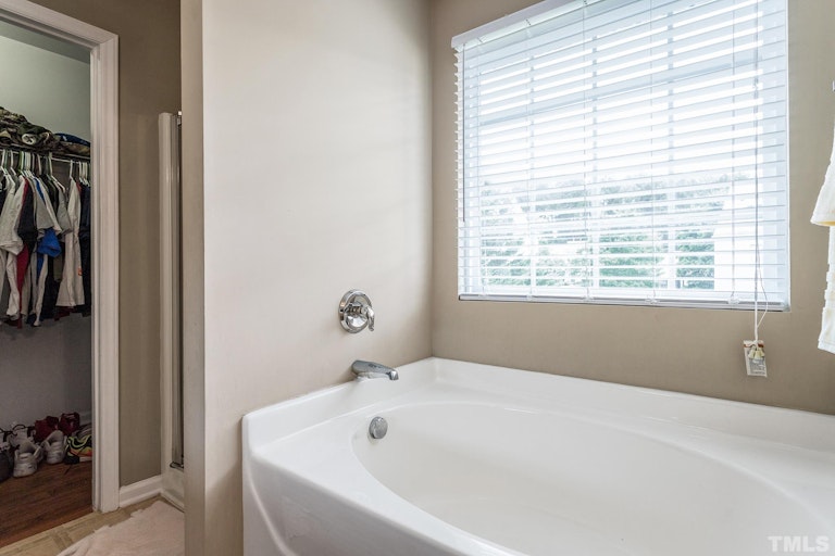 Photo 19 of 23 - 606 Big Twig Ln, Durham, NC 27703