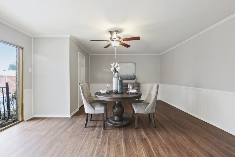 Photo 14 of 27 - 4816 Ash Glen Ln, The Colony, TX 75056