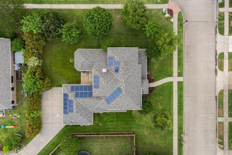 Photo 5 of 27 - 1606 Buckthorne Dr, Allen, TX 75002