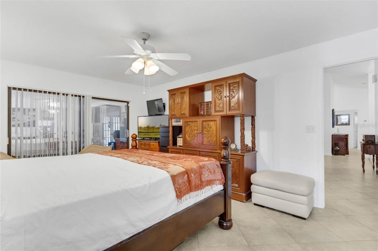 Photo 23 of 38 - 1102 Trotwood Blvd, Winter Springs, FL 32708