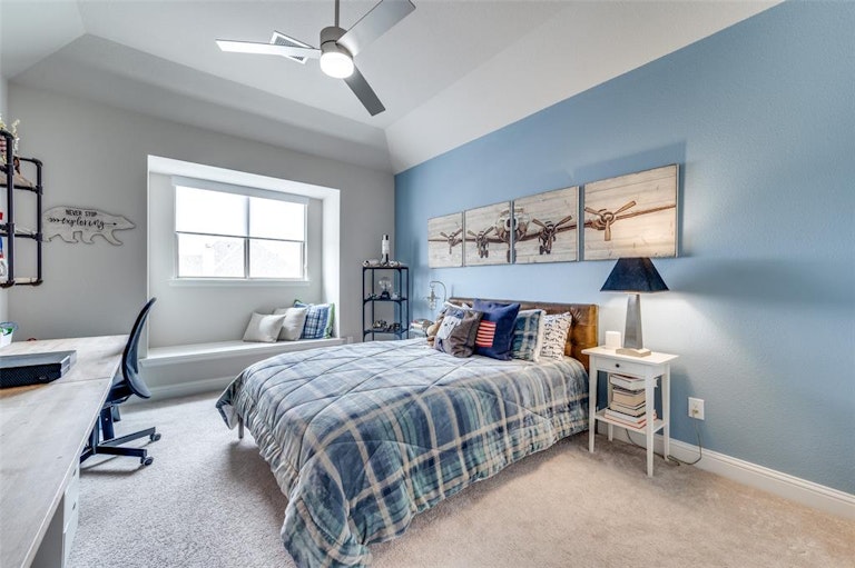 Photo 31 of 40 - 2627 Seabiscuit Rd, Celina, TX 75009