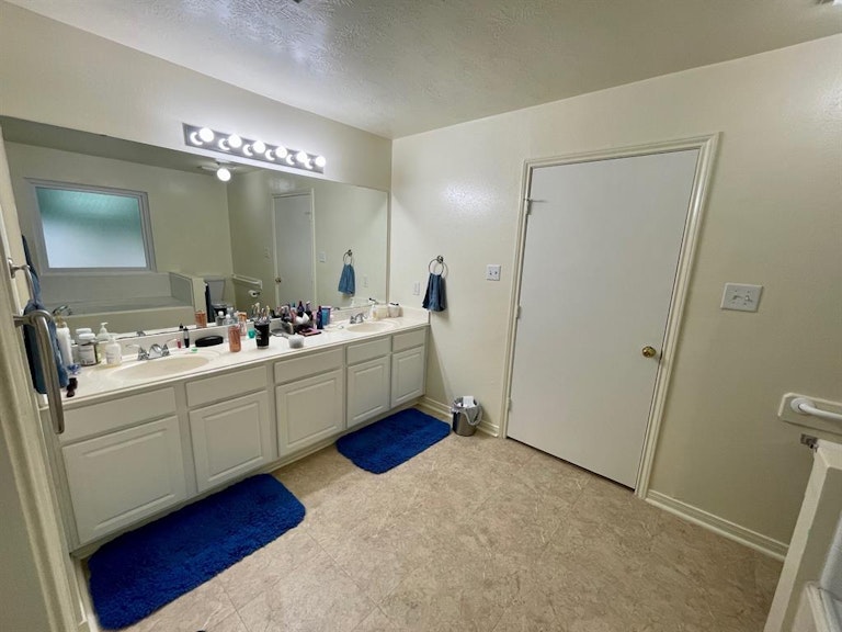 Photo 35 of 45 - 16107 Mesa Blvd, Humble, TX 77396