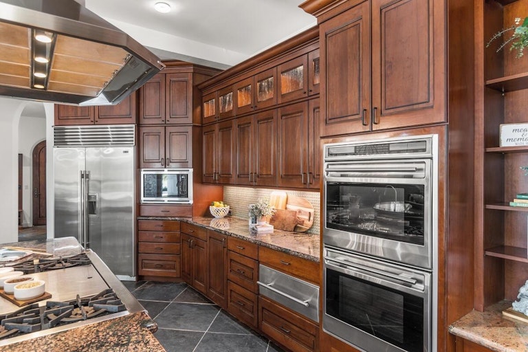 Photo 43 of 99 - 27681 Mace Blvd, Davis, CA 95618