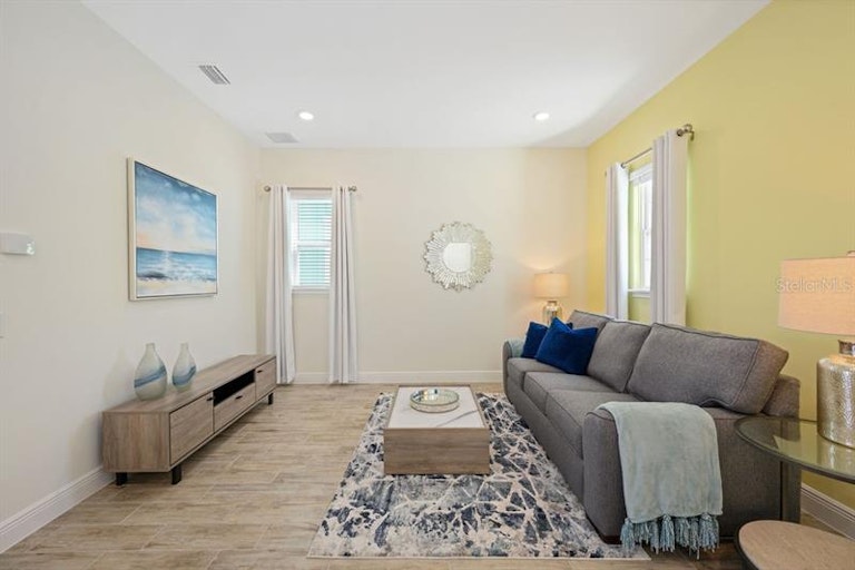 Photo 18 of 34 - 8117 SE Surf St #8117, Kissimmee, FL 34747