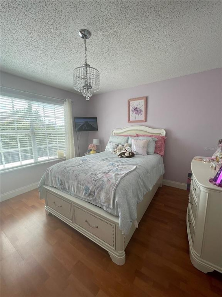 Photo 21 of 50 - 10521 Cherry Oak Cir, Orlando, FL 32817