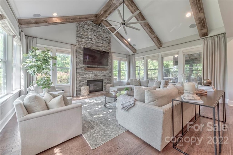 Photo 6 of 48 - 509 Lacebark Elm Ct, Matthews, NC 28104