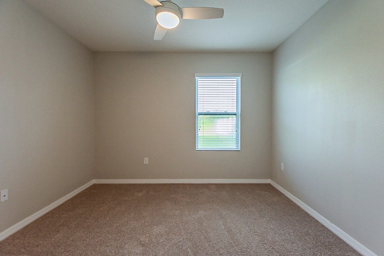 Photo 23 of 28 - 1870 Green Dragon Dr, Saint Cloud, FL 34771