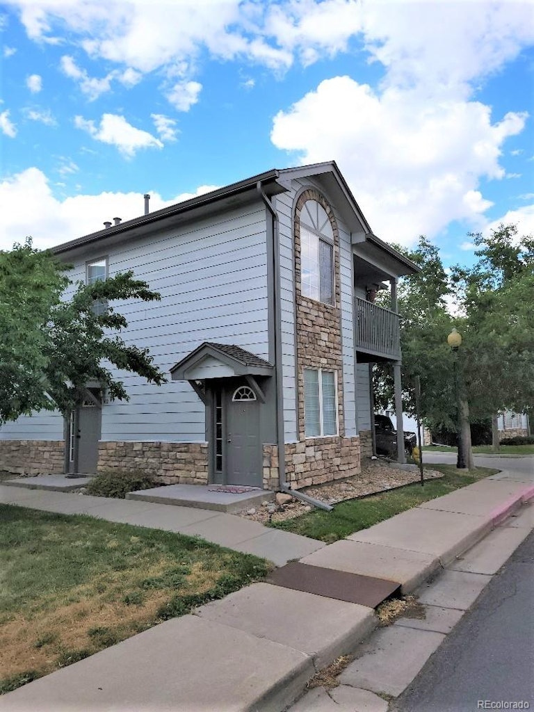 Photo 3 of 14 - 3231 E 103rd Pl #301, Thornton, CO 80229
