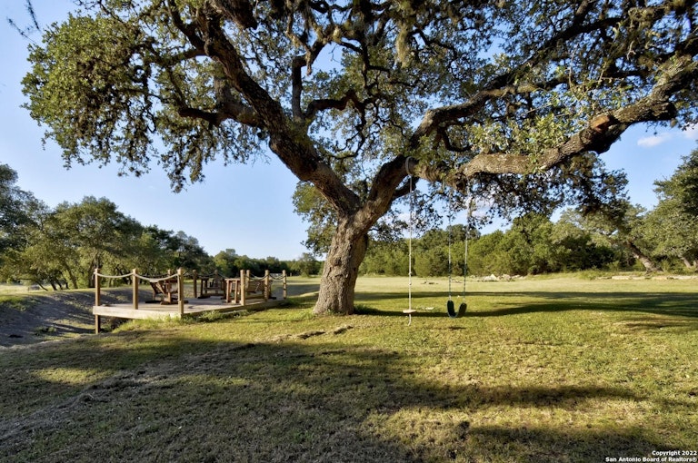 Photo 39 of 51 - 1359 E Ammann Rd, Bulverde, TX 78163