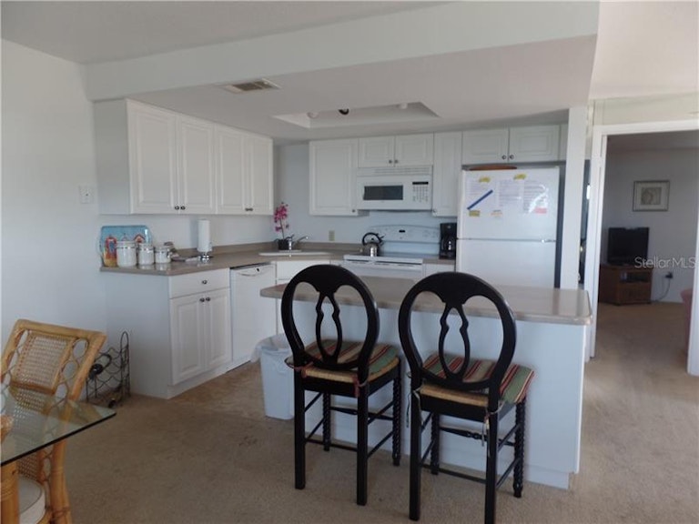 Photo 12 of 24 - 217 Casey Key Rd, Nokomis, FL 34275