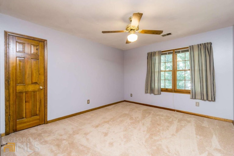 Photo 28 of 35 - 4502 Woodhall Way NE, Roswell, GA 30075