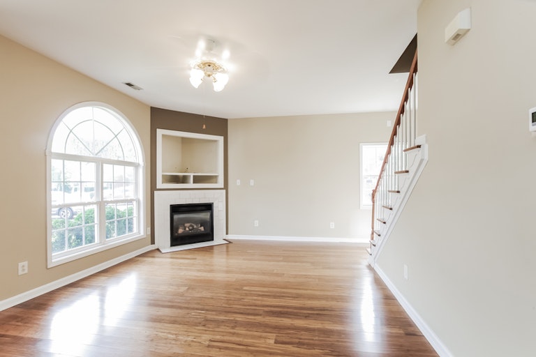 Photo 3 of 26 - 2021 Rivergate Rd #101, Raleigh, NC 27614