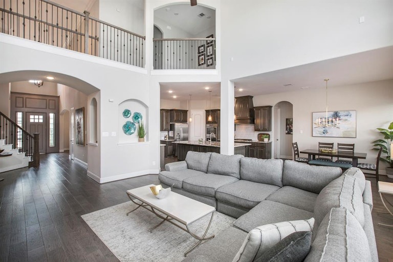 Photo 13 of 47 - 10610 Grace Hollow Dr, Cypress, TX 77433