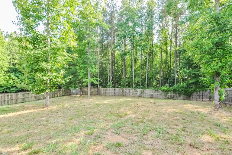 Photo 23 of 25 - 6804 Payton View Dr, Garner, NC 27529
