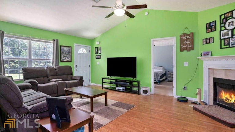 Photo 8 of 33 - 6732 Dorsett Shoals Rd, Douglasville, GA 30135
