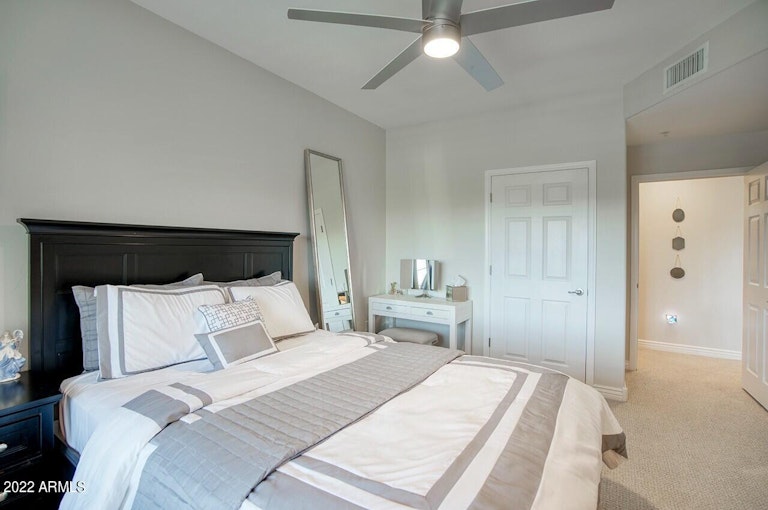 Photo 19 of 32 - 5450 E Deer Valley Dr #3014, Phoenix, AZ 85054