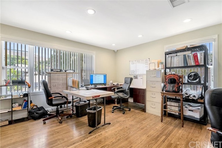 Photo 18 of 26 - 10404 Foothill Blvd, Sylmar, CA 91342