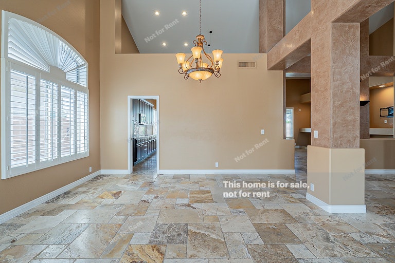 Photo 12 of 36 - 18718 N 62nd Dr, Glendale, AZ 85308