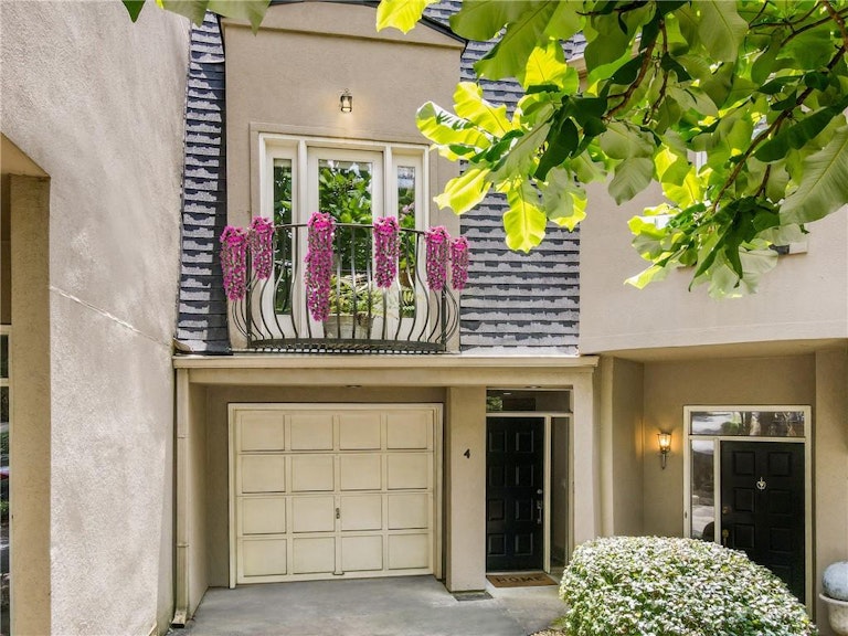 Photo 11 of 29 - 1467 Monroe Dr NE #4, Atlanta, GA 30324