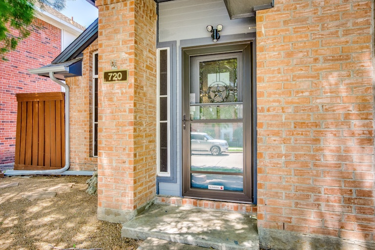 Photo 6 of 29 - 720 Ridgemont Dr, Allen, TX 75002