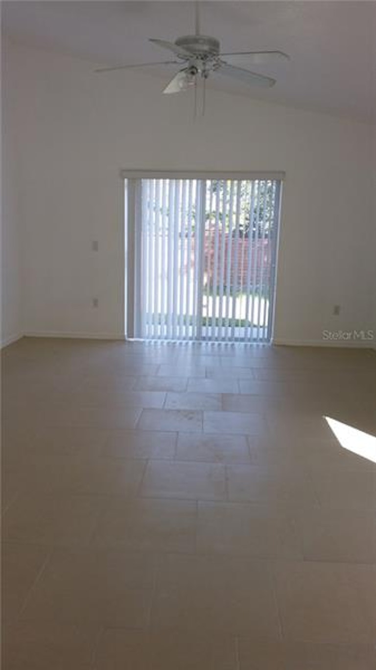 Photo 9 of 14 - 1717 Sage Creek Ct, Orlando, FL 32824