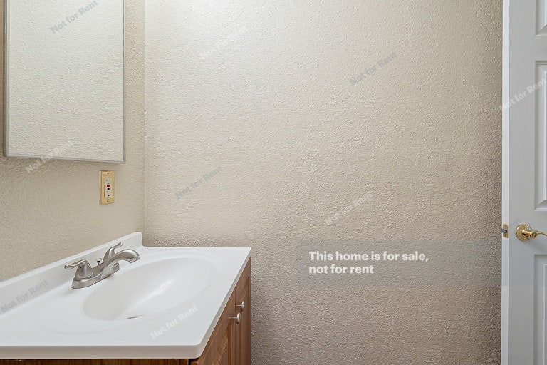 Photo 21 of 22 - 3452 W Sierra Vista Dr, Phoenix, AZ 85017