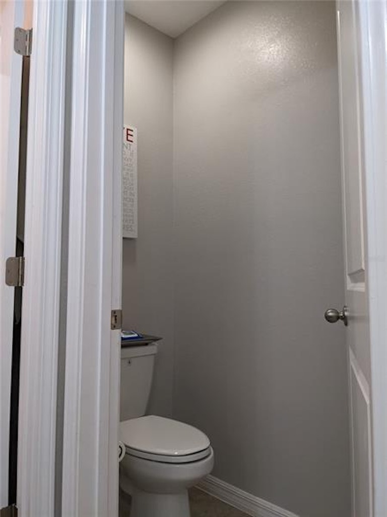 Photo 23 of 38 - 10201 Boggy Moss Dr, Riverview, FL 33578