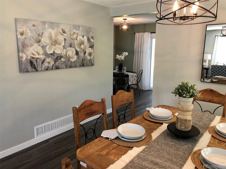 Photo 7 of 29 - 6096 S Kingston Cir, Englewood, CO 80111