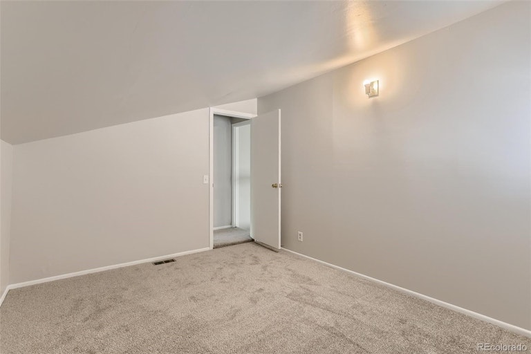 Photo 19 of 35 - 12379 E Bates Cir, Aurora, CO 80014